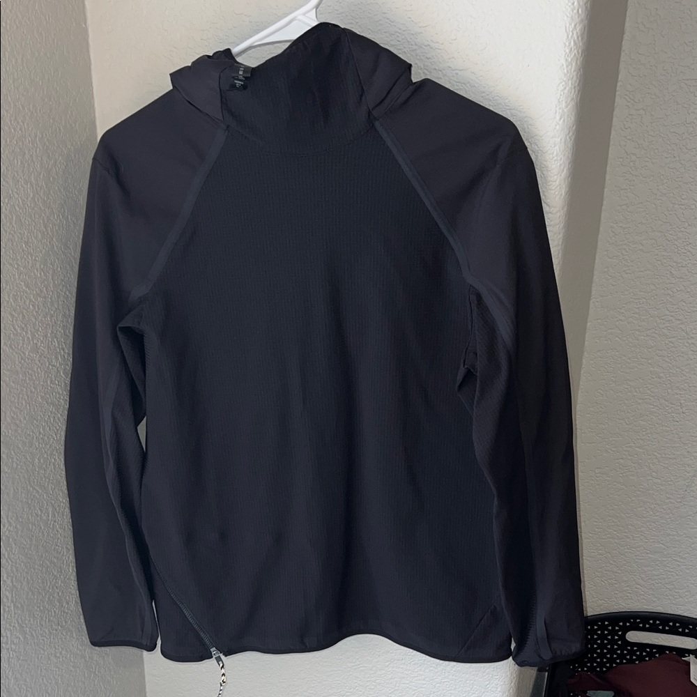 Lululemon “Fleece Hiking Hoodie” Men’s Size XS